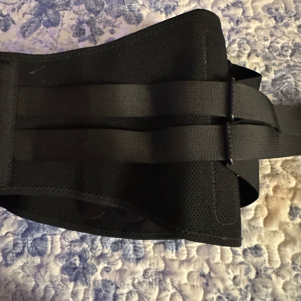 FREETOO Black Back Support Belt - Picture 8 of 9